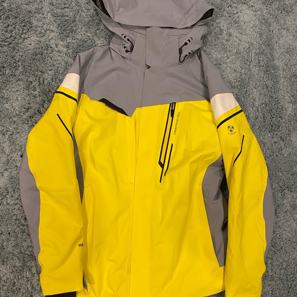 Snow Winter mens Obermeyer Jacket, color is yellow and gray.